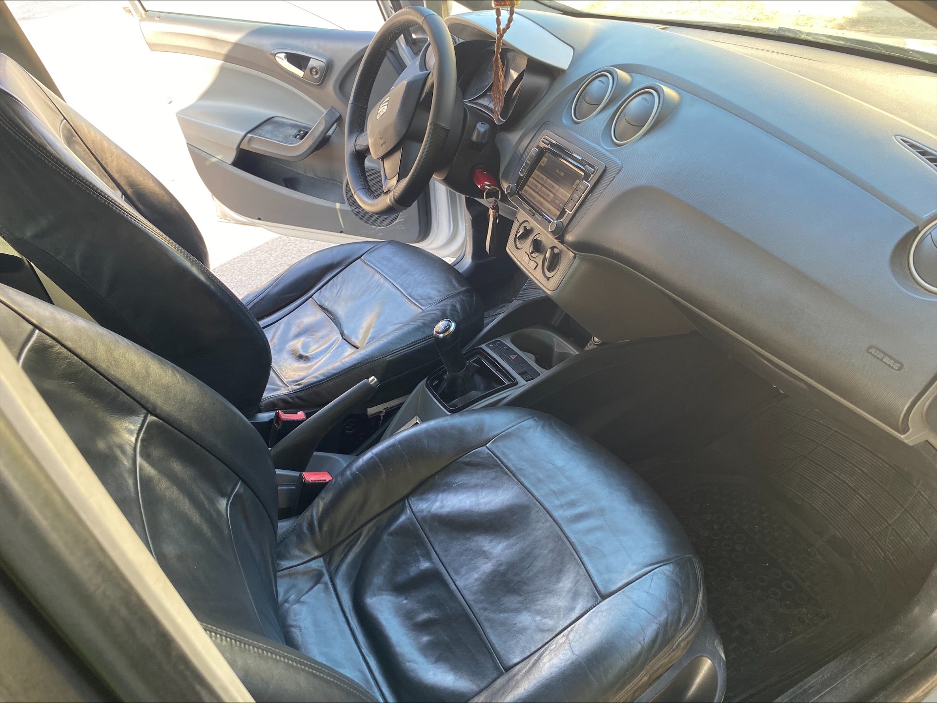 Mannouba La Mannouba Seat Ibiza Tres belle seat ibiza