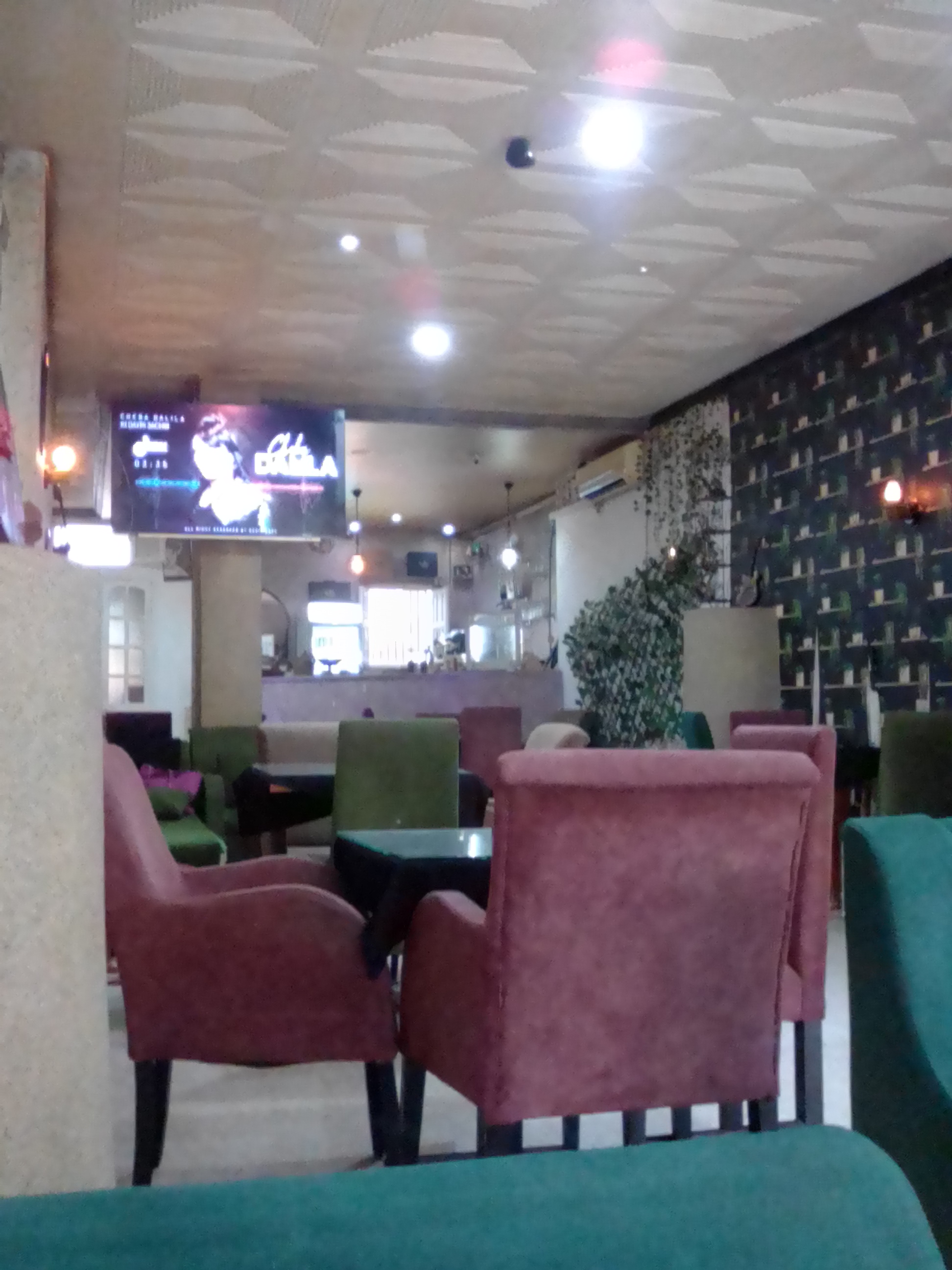 Bab Bhar Bab El Jazira Bureaux & Commerces Fond de Commerce Sallon de th actuellement en activit