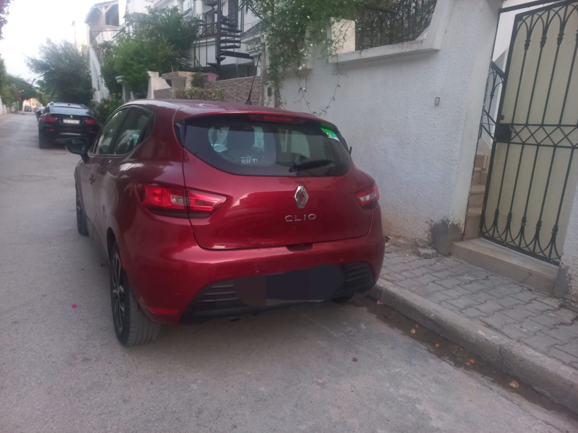La Marsa Cite El Khalil Renault Clio Une magnifique clio 4 tce anne 2019