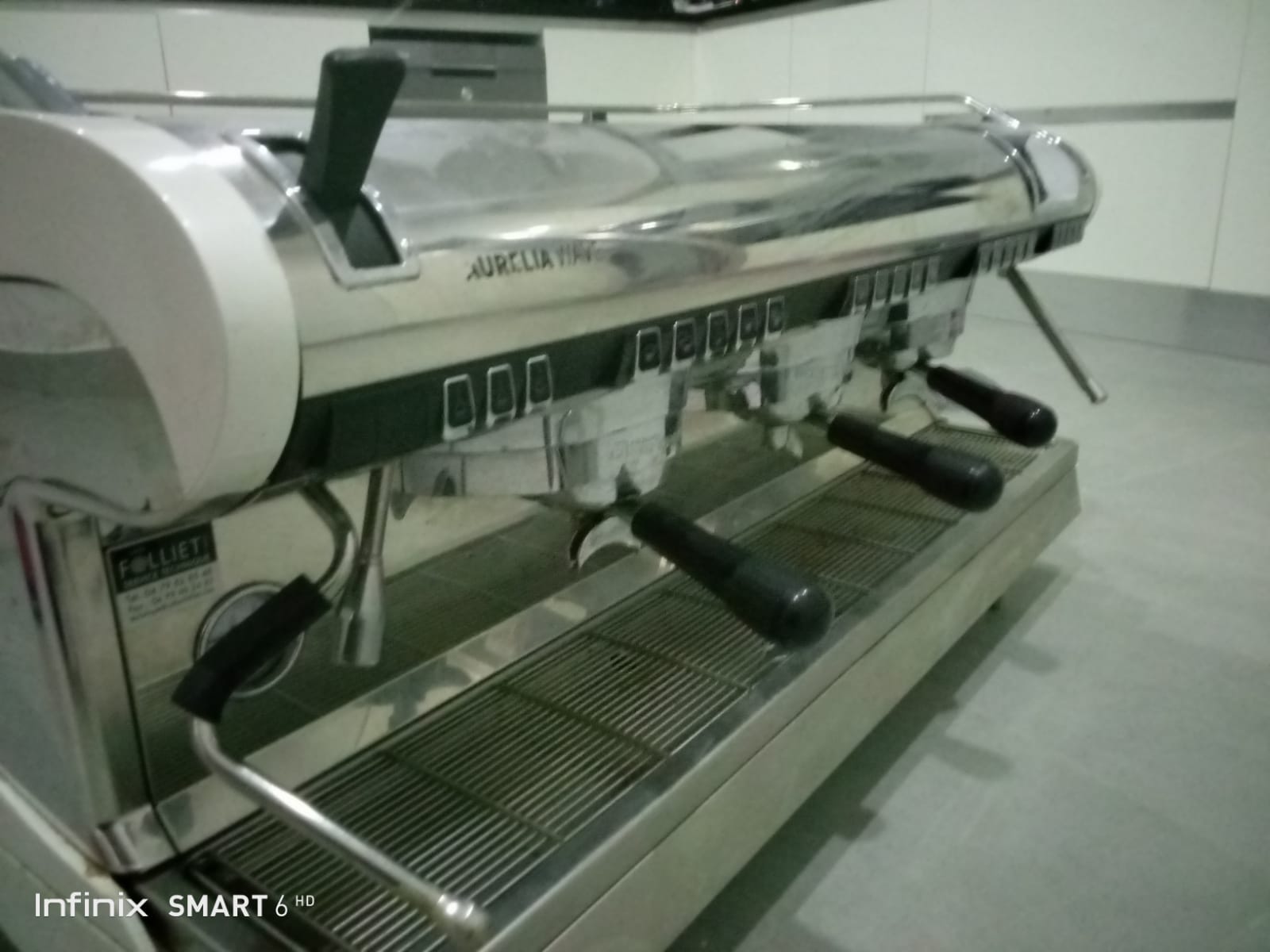 Raoued Borj Touil Cafetire & expresso Autre Machine  caf professionnelle nuova simonelli