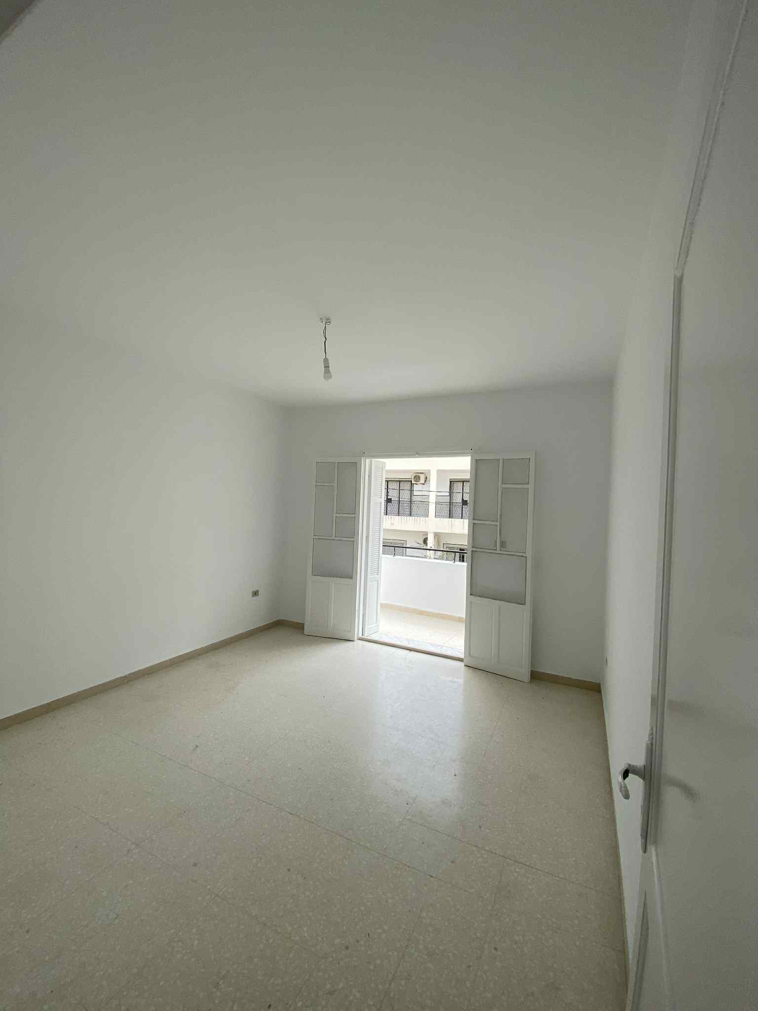 Raoued Cite Ennkhilet Location Appart. 3 pices Etage de villa s3  enkhilet ariana