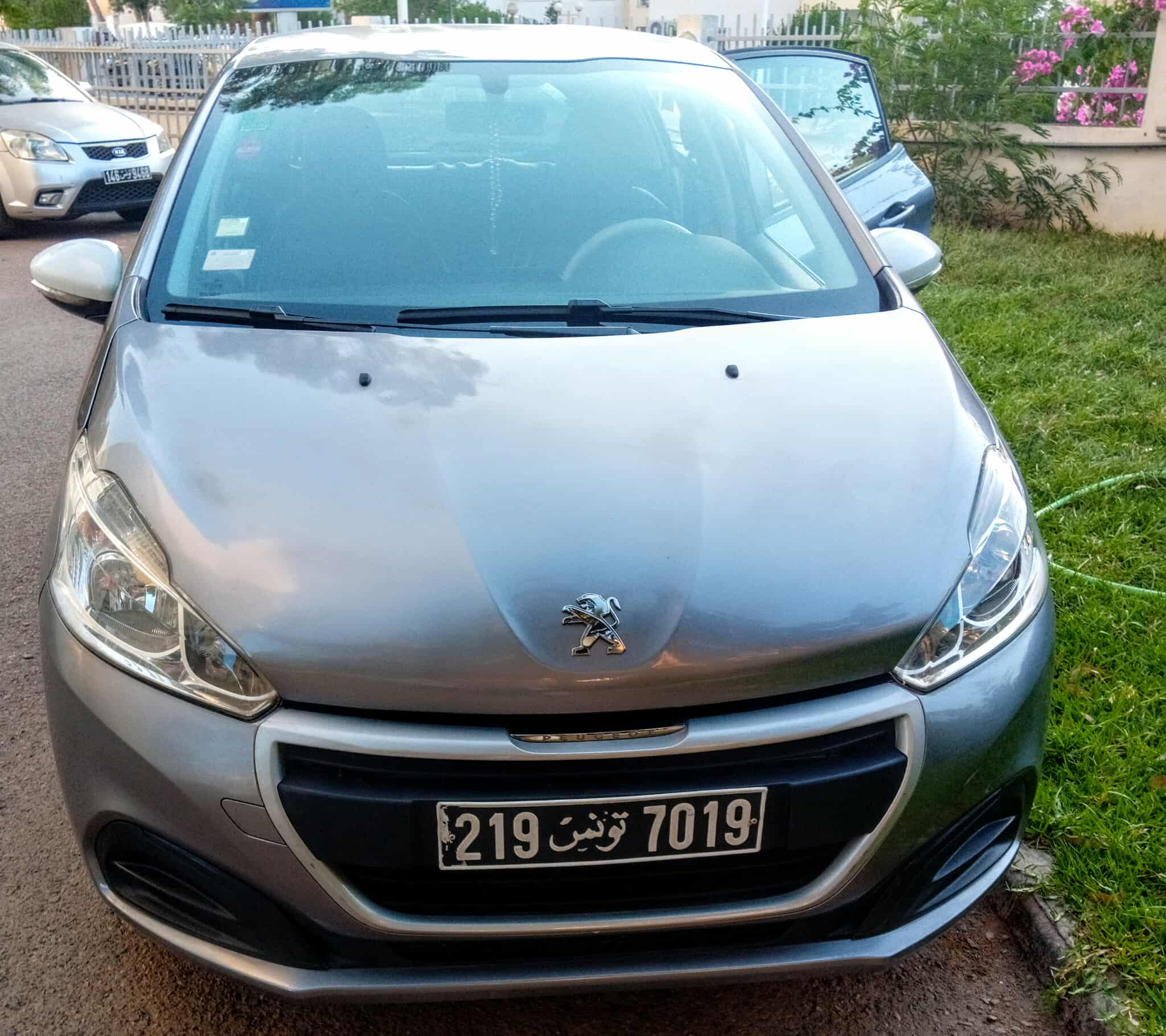 Ariana Ville Cite Ennasr 1 Peugeot 208 208 tres propre