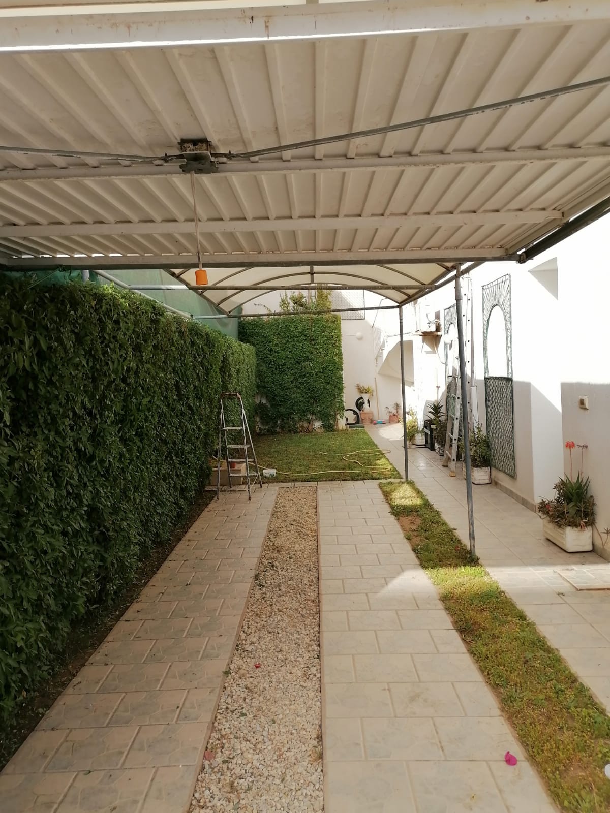 La Marsa El Aouina Location Appart. 4 pices Apprt s 3  jardins de laouina