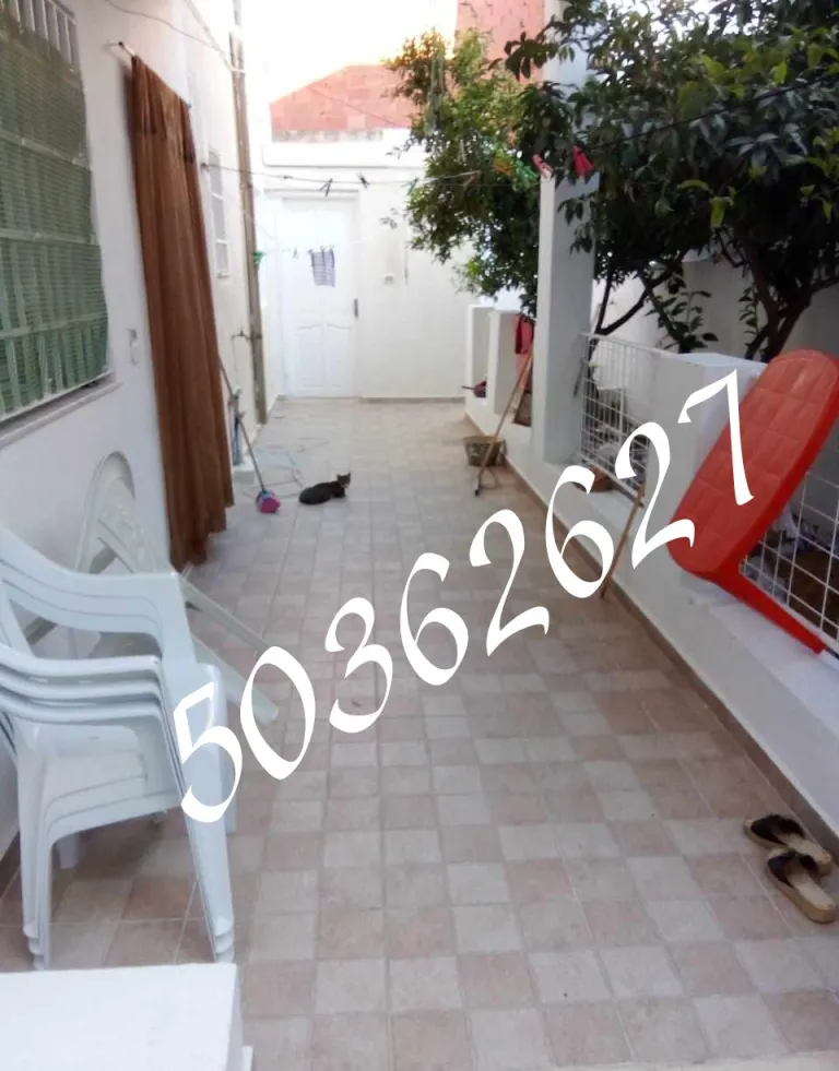 La Soukra Mosque Erraoudha Vente Maisons Une villa avec studio  la soukra