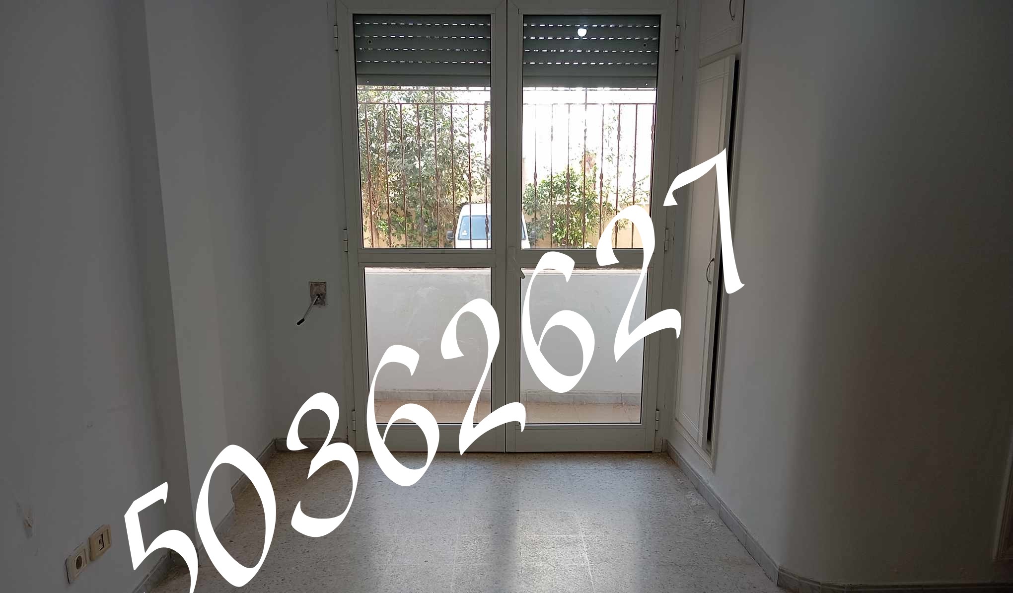 La Marsa El Aouina Vente Appart. 2 pices Appt s plus  au rdc  cit el wahat