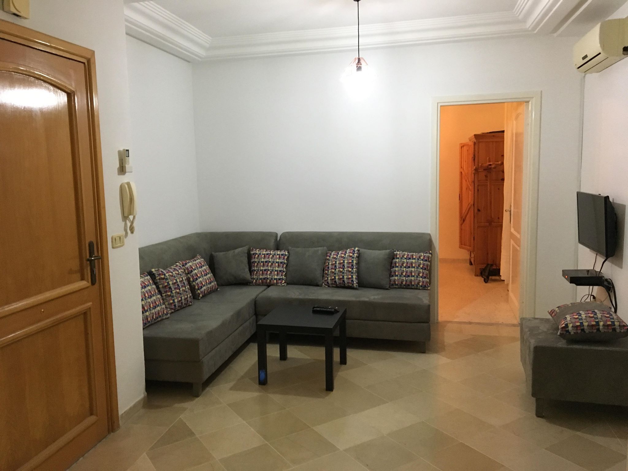 Ain Zaghouan Ain Zaghouan Location Appart. 2 pices S plus 1 meubl a la cit wahat wb4249