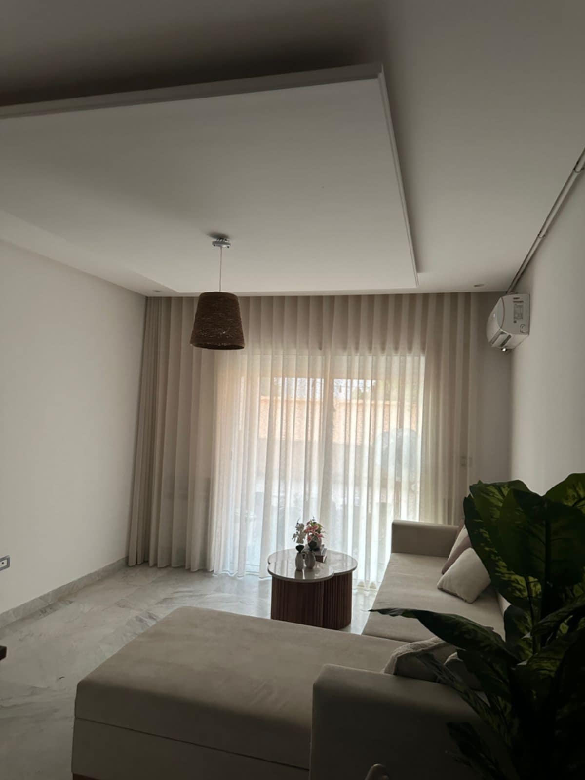 Mnihla Jardins d'el Menzah Location Appart. 2 pices Appartement s 1 avec grande terrasse 100m