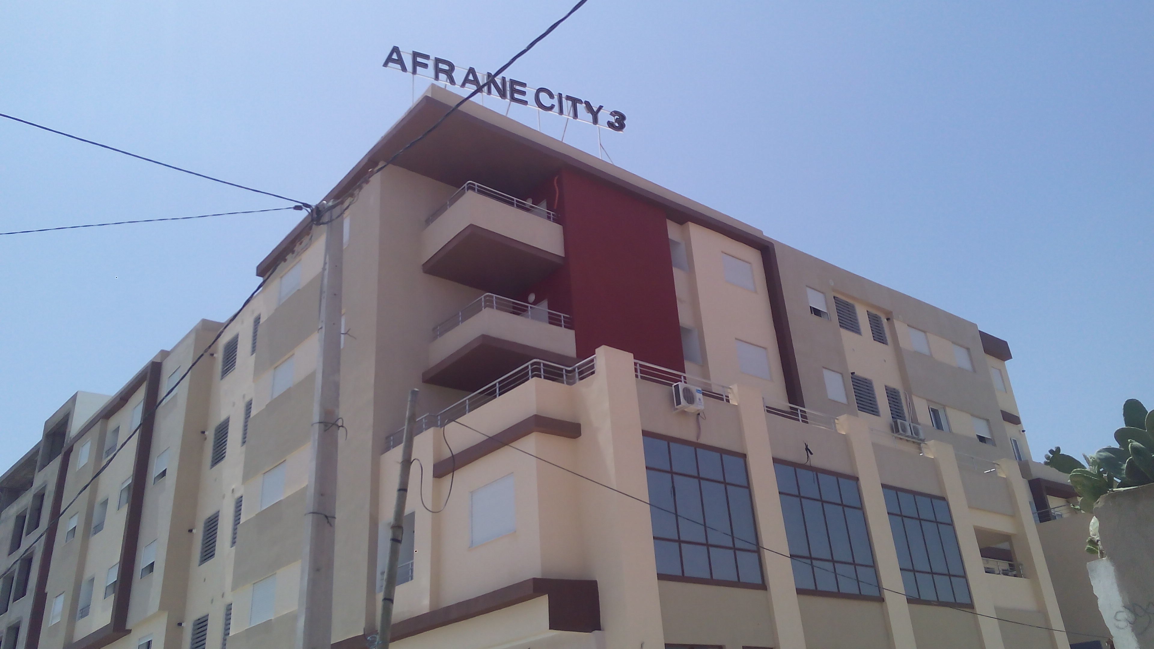 Sfax Ville Merkez Jellouli Location Appart. 3 pices App haut standing s2 avec place parking sous sol