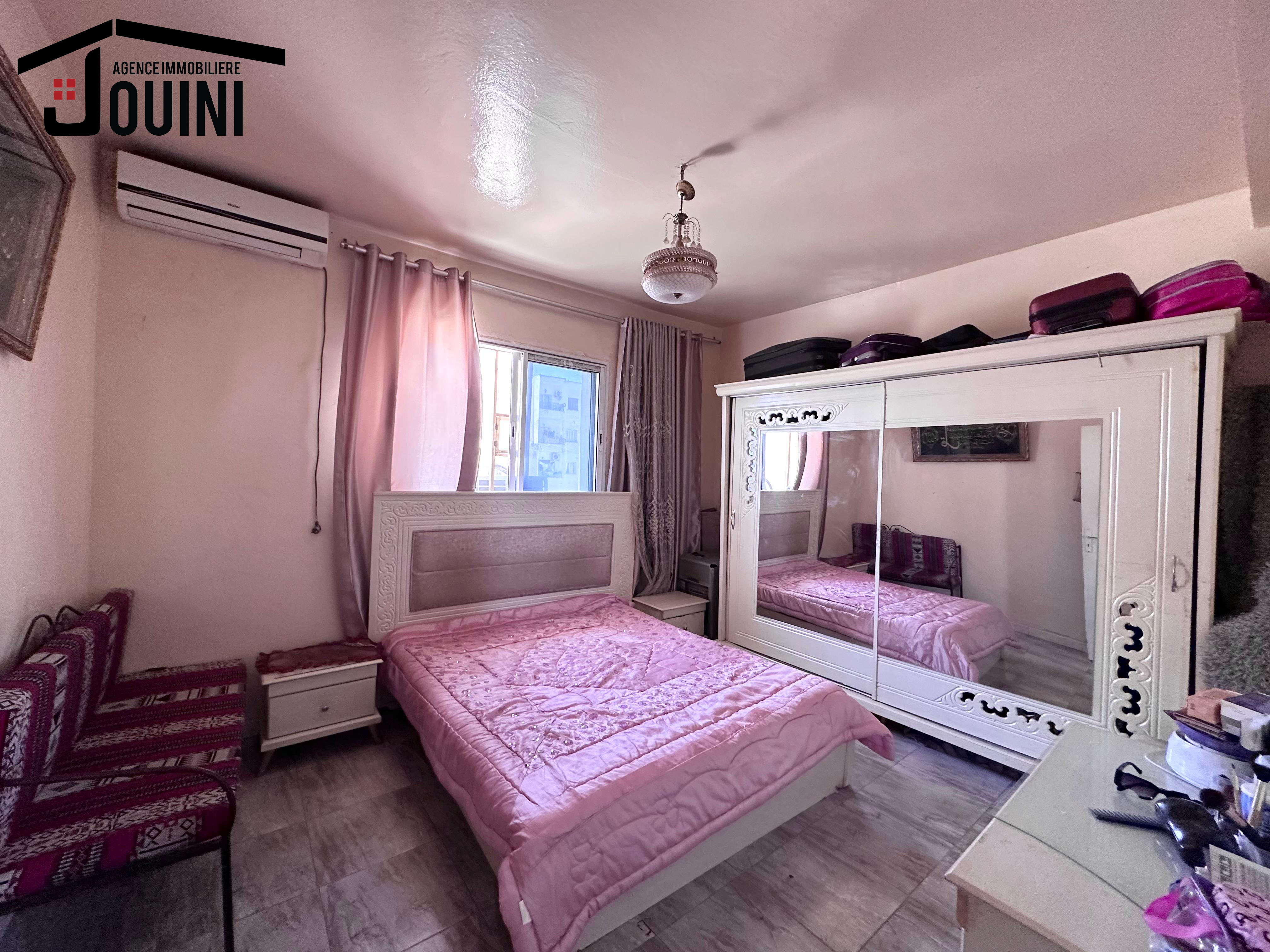 Ezzouhour (Tunis) Ezzouhour 4 Vente Appart. 3 pices Appartement s2  cit ezzouhour 4