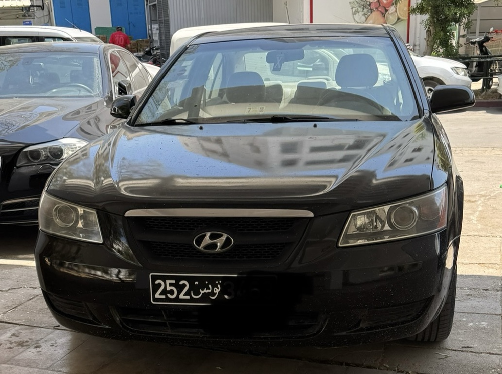 El Menzah Cite El Mahrajene Hyundai Sonata Hyundai sonata 2008 excellent tat