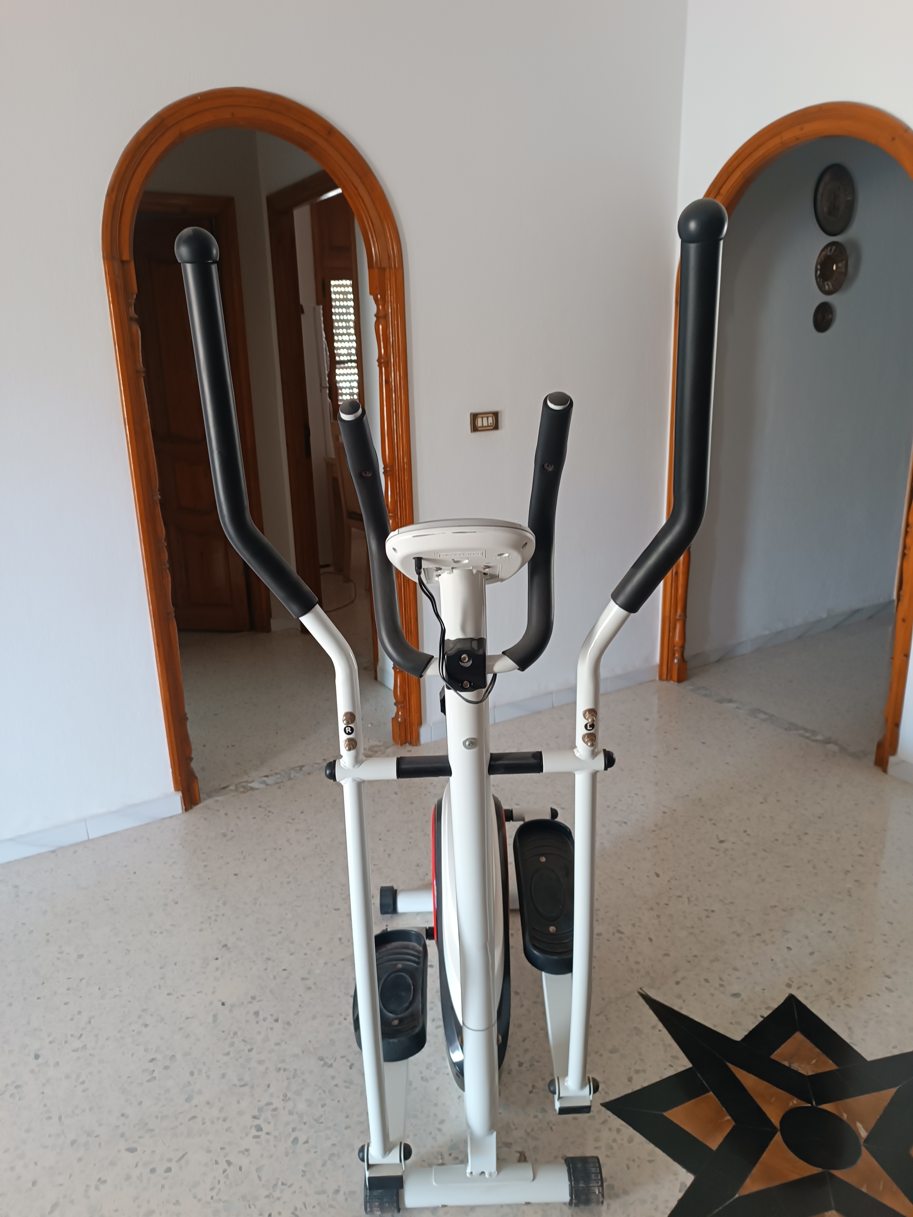 Sfax Sud Sidi Abbes Autre Autre Vlo elliptique zimota