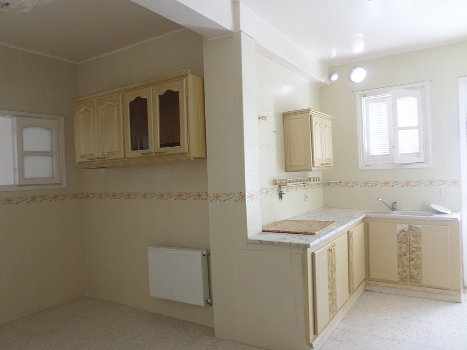 Sousse Ville Sousse Location Appart. 3 pices Appartements s2 prs de l'isg