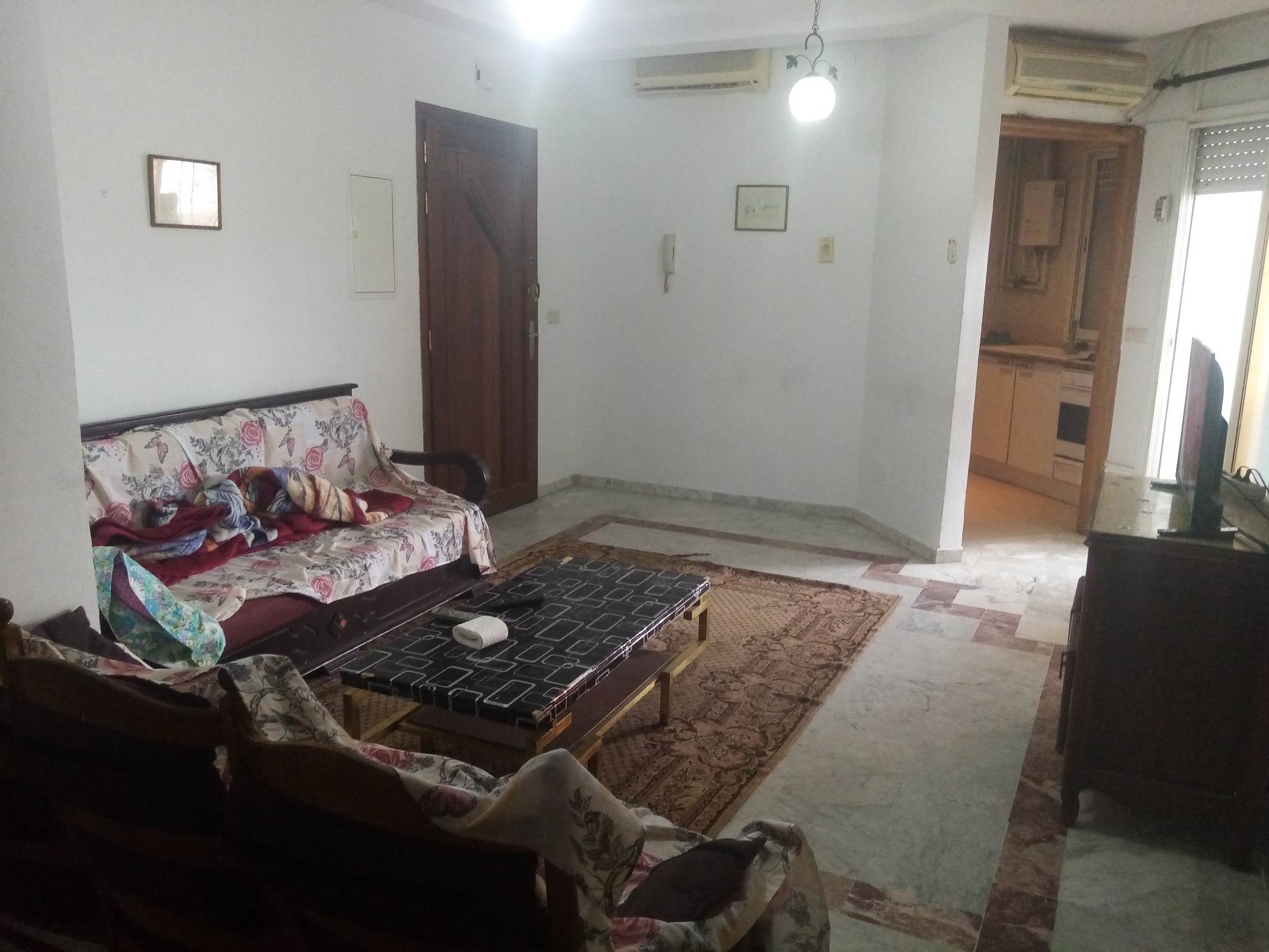Bab Bhar Republique Location Appart. 2 pices S1 tres propre meuble residence gardee au passage