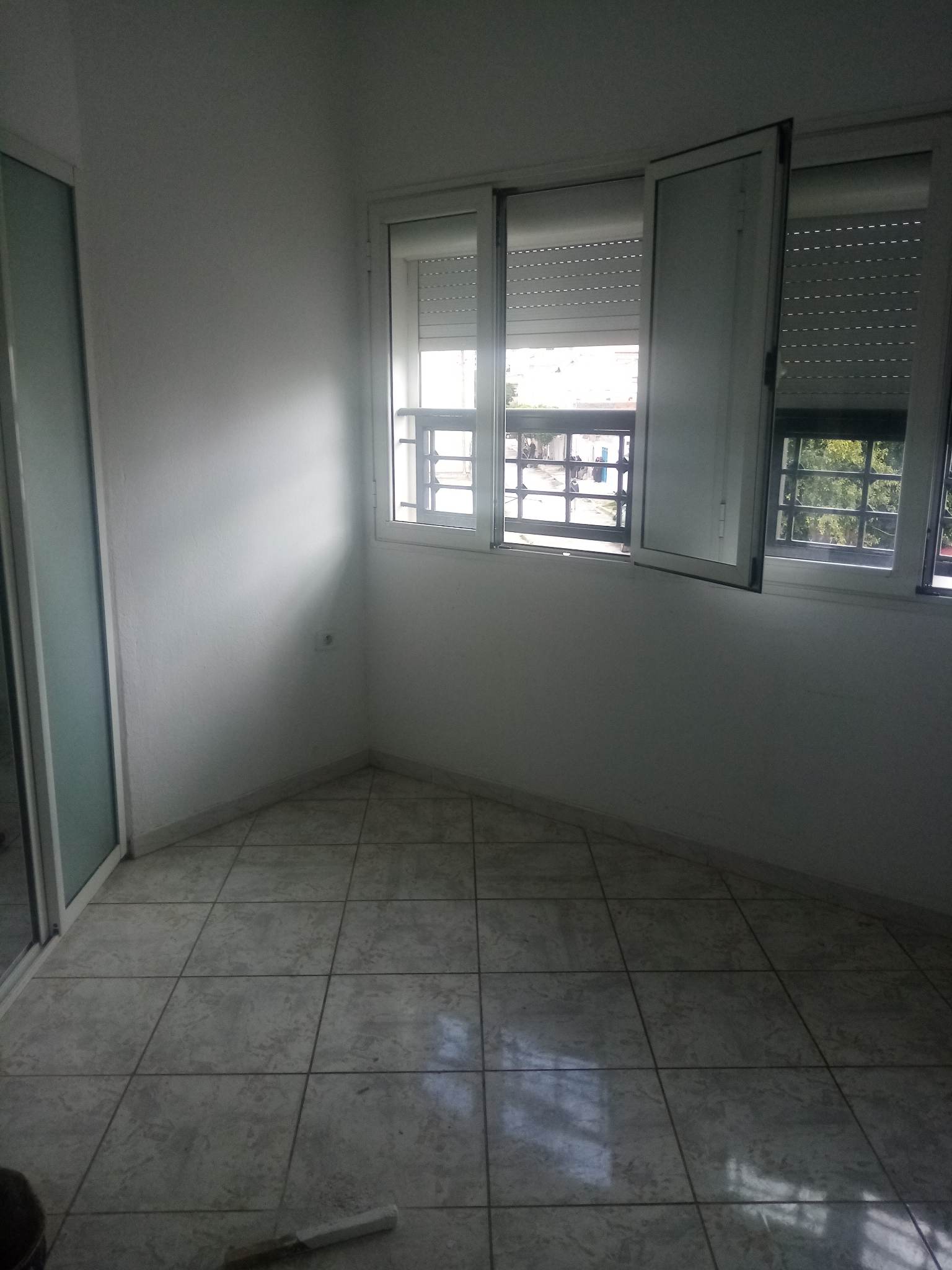 Carthage Salambo Location Appart. 2 pices Appt s1 trs propre prs ambassade de cameroun