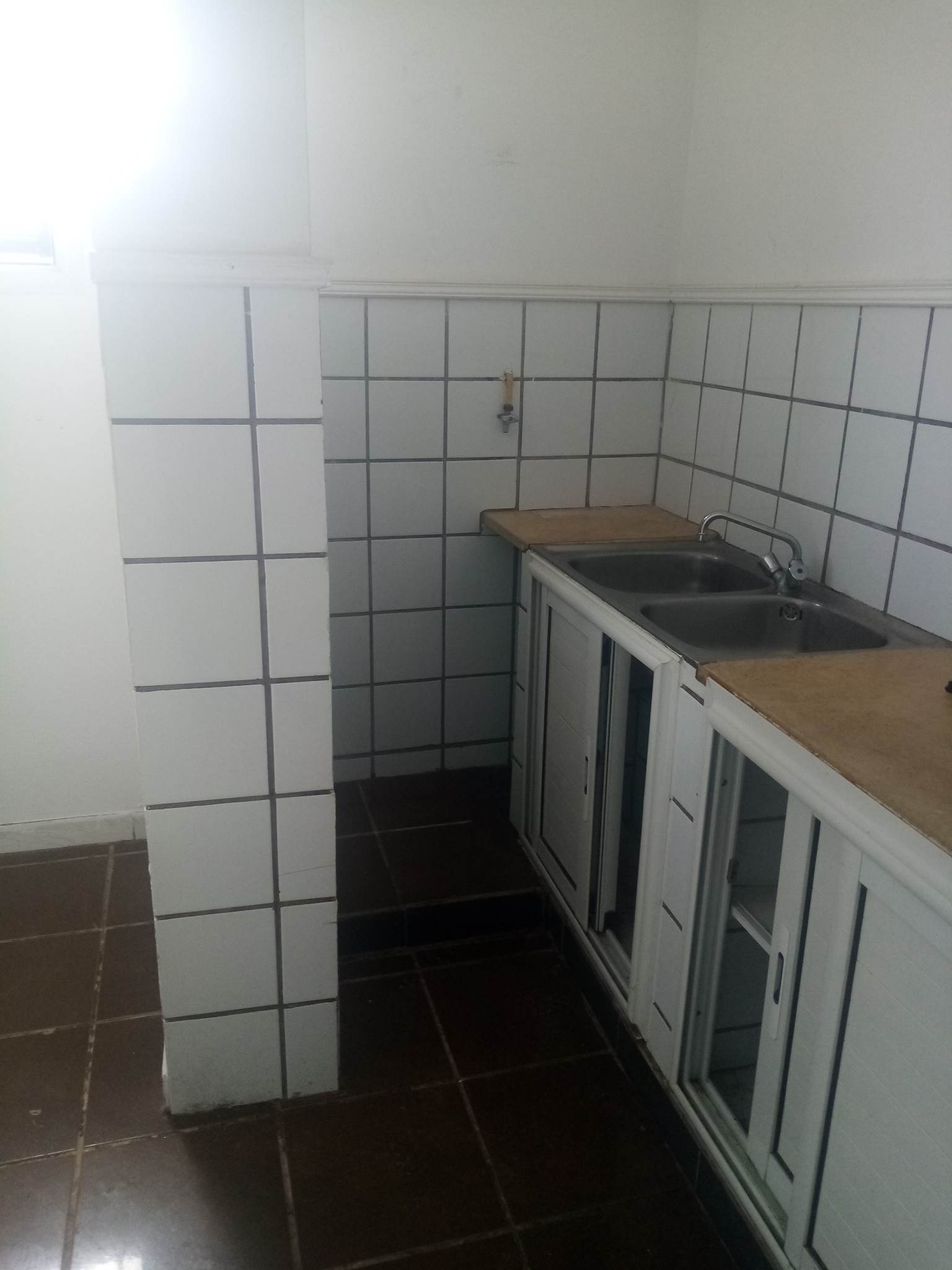 Carthage Salambo Location Appart. 2 pices Appt s1 trs propre prs ambassade de cameroun