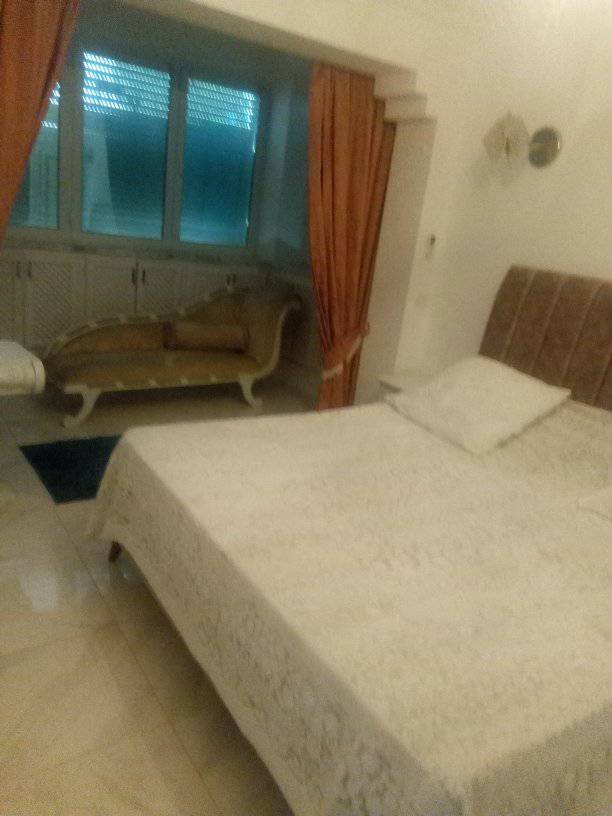 La Marsa Marsa Safsaf Location Appart. 3 pices Super appt s2 meuble marsa ville
