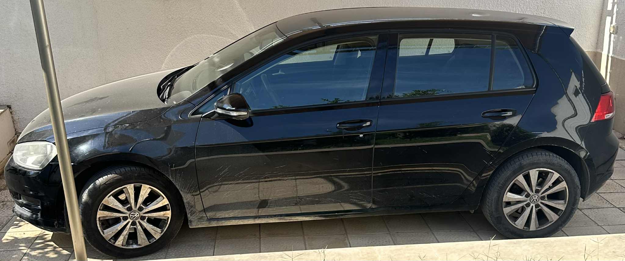 Ariana Ville El Menzah 7 Volkswagen Golf 7 Golf 7 essence 1re main