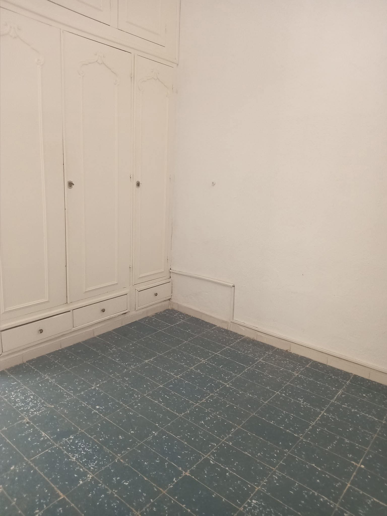 Cite El Khadra Kheireddine Pacha Location Appart. 3 pices Bureau a kheiredine