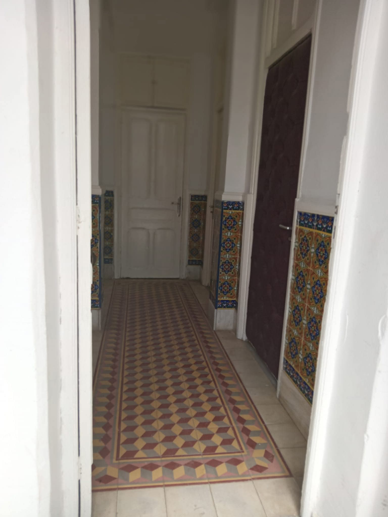 Cite El Khadra Kheireddine Pacha Location Appart. 3 pices Bureau a kheiredine