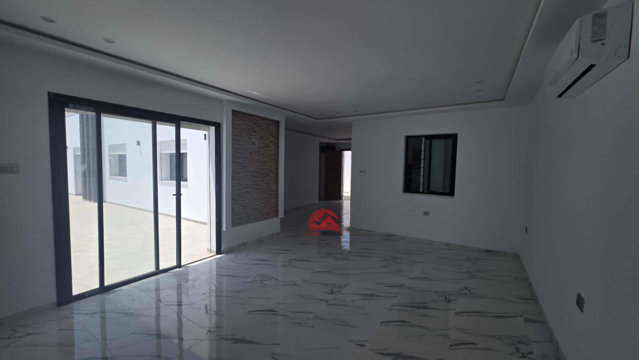 Djerba - Midoun Midoun Vente Maisons Villa avec titre bleu tezdaine djerba za ref v722