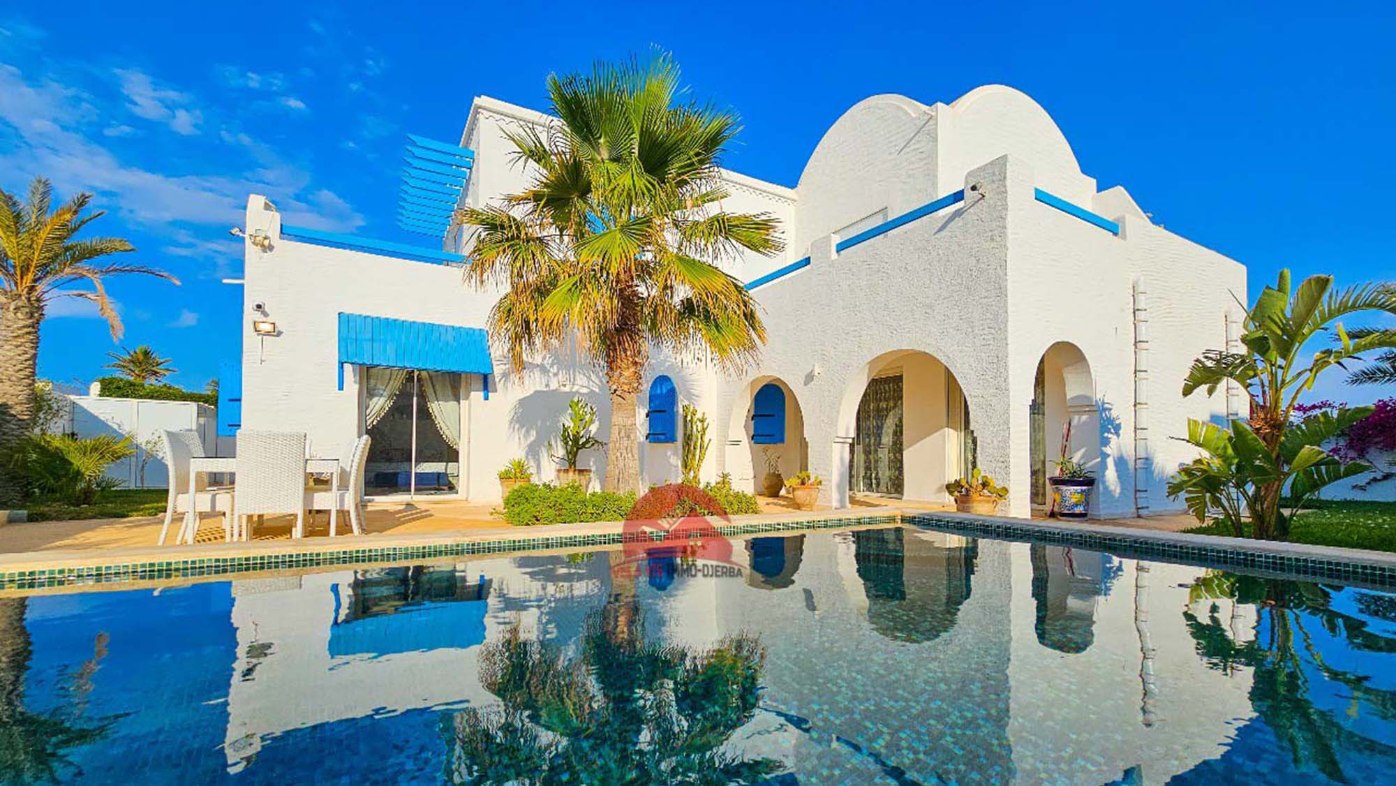 Djerba - Houmet Essouk Djerba  Location Maisons Villa avec piscine a houmt souk djerba ref l768