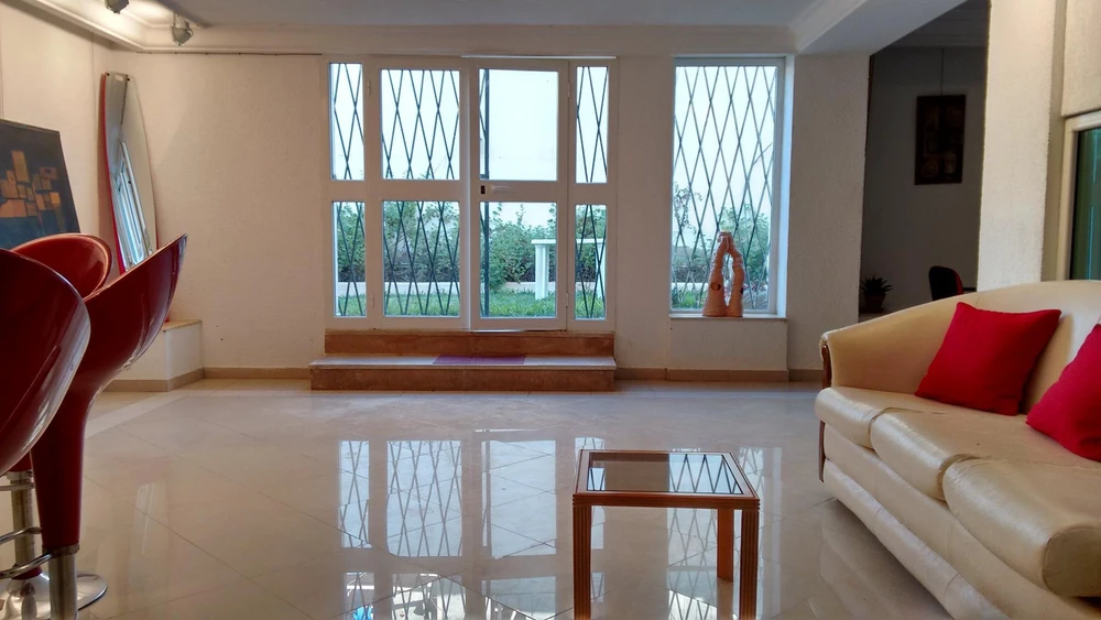 La Marsa Berge Du Lac Location Autre Espace polyvalent ou cabinet de 100m2 au lac 2