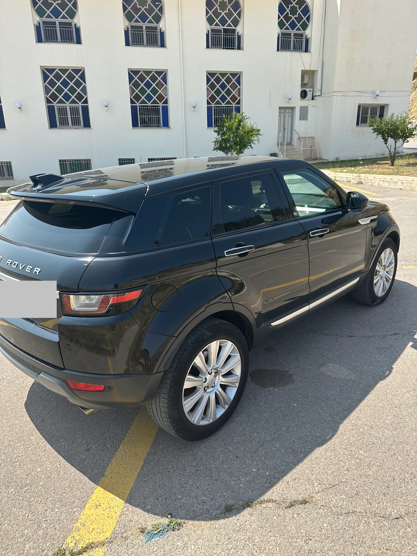 Ariana Ville Cite Ennasr 2 Land-Rover Range Range rover evoque hse phase 3