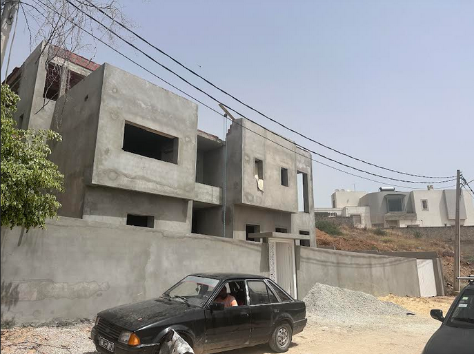 Mnihla Cite Ennasr Vente Maisons Grande villa 800m cit el faouz
