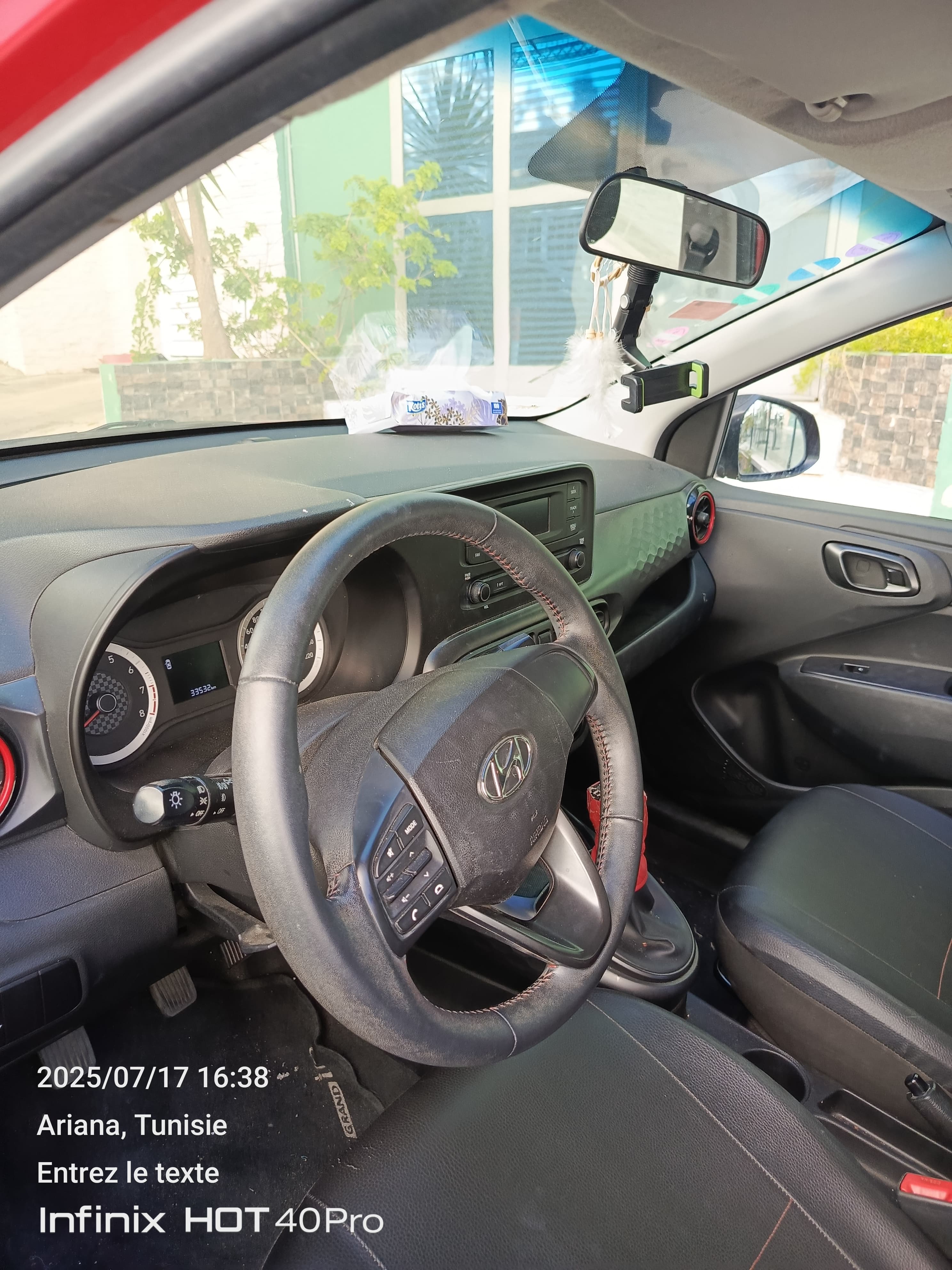 Ariana Ville Cite Ennasr 2 Hyundai Autre Modle Voiture en excellent tat