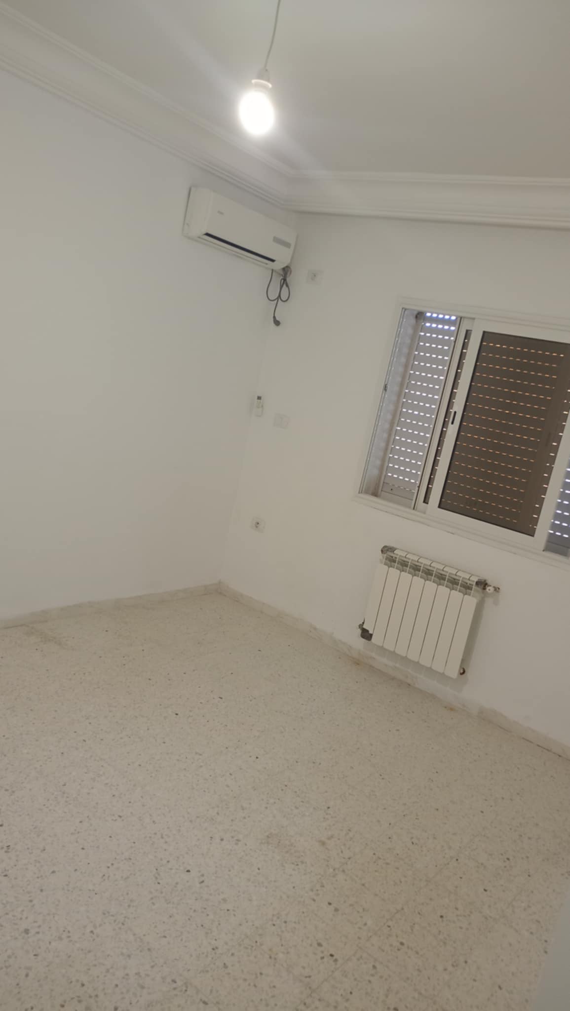 Raoued Cite Essahafa Location Appart. 4 pices Occasion ne pas rater