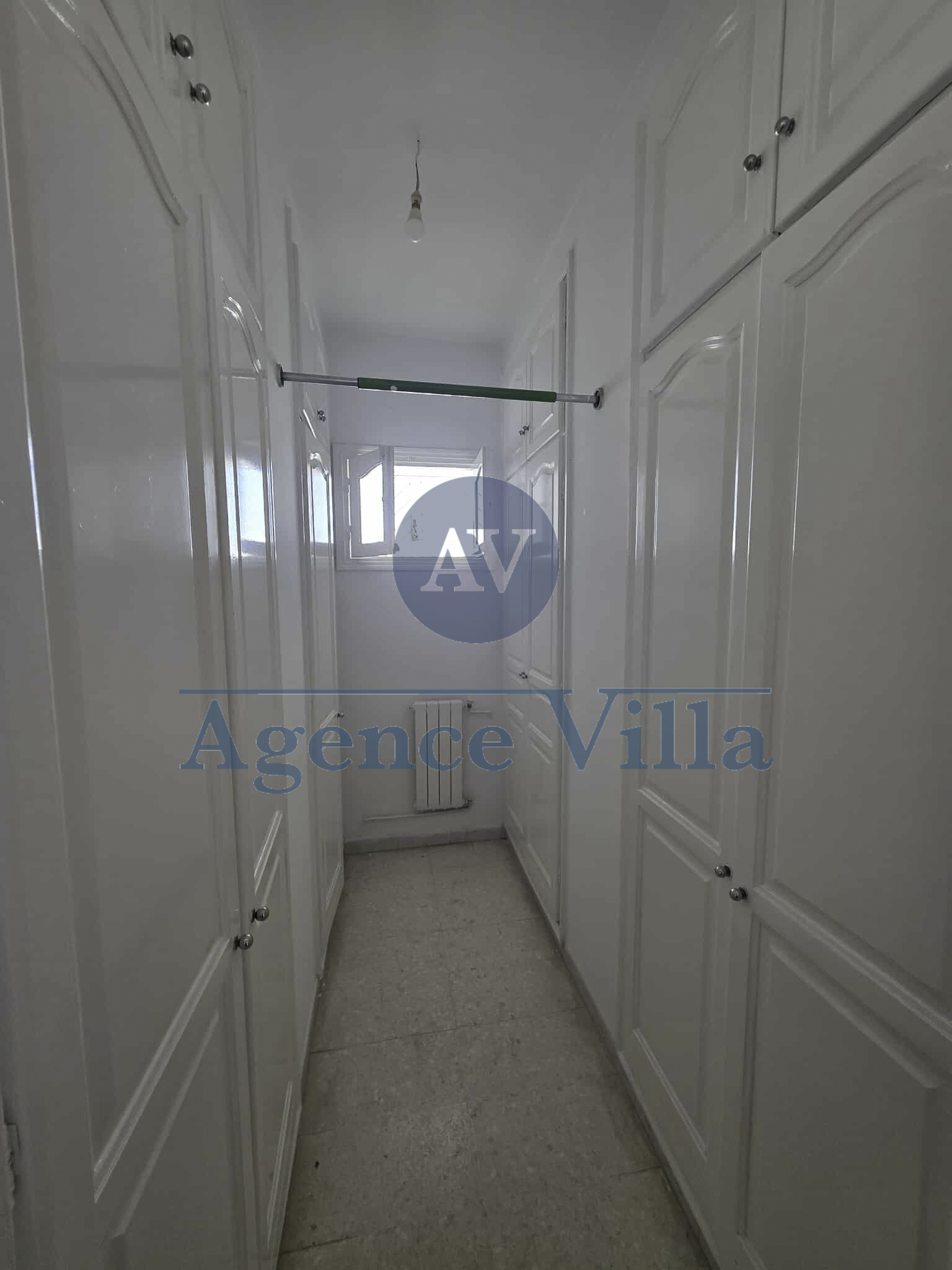 La Marsa Marsa Ennassim Location Appart. 5 pices+ Appartement s4  la marsa