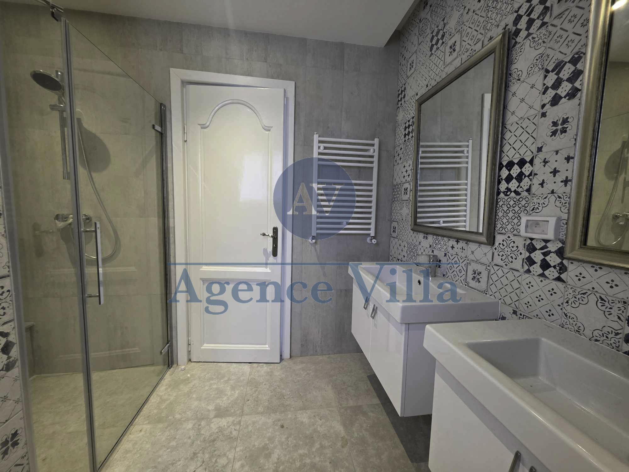 Carthage Amilcar Location Maisons Une villa s5 vue mer  carthage