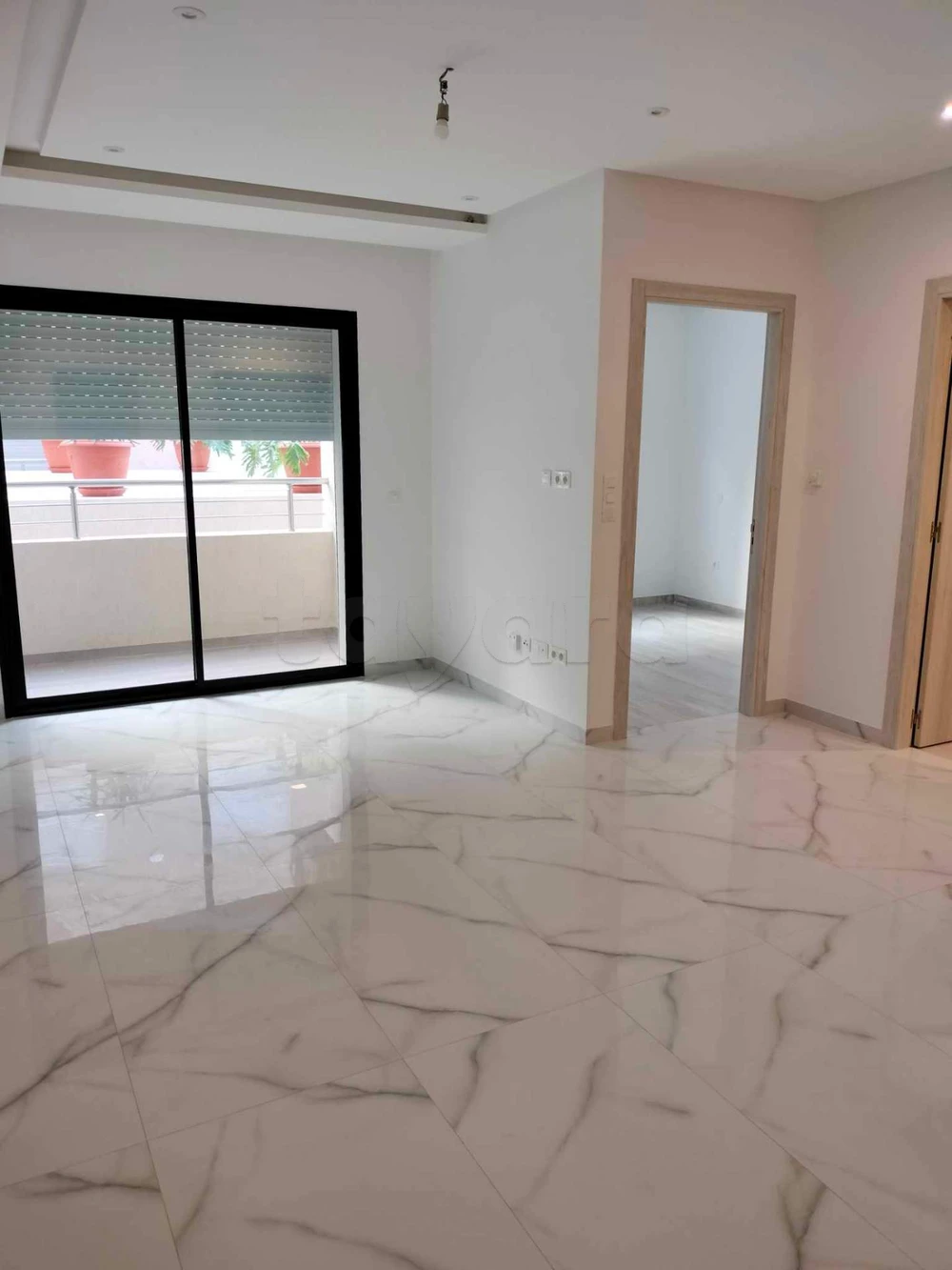 Mnihla Cite Ennasr Location Appart. 1 pice Ennaser hautstading s1