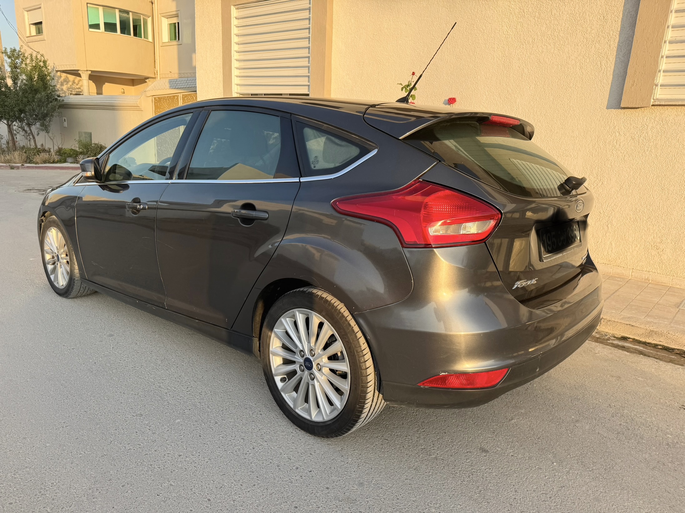 Ariana Ville Ariana Ford Focus Ford focus titanium