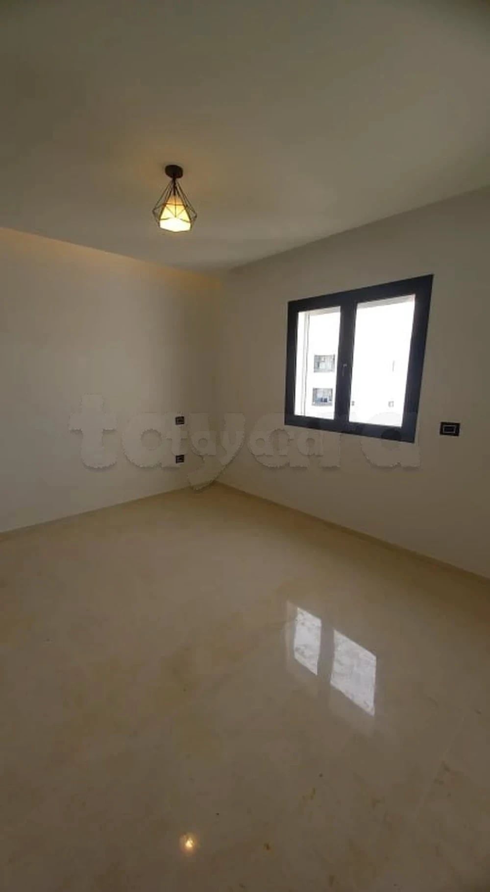 La Soukra La Soukra Vente Appart. 3 pices Joli s plus 2  la sokra