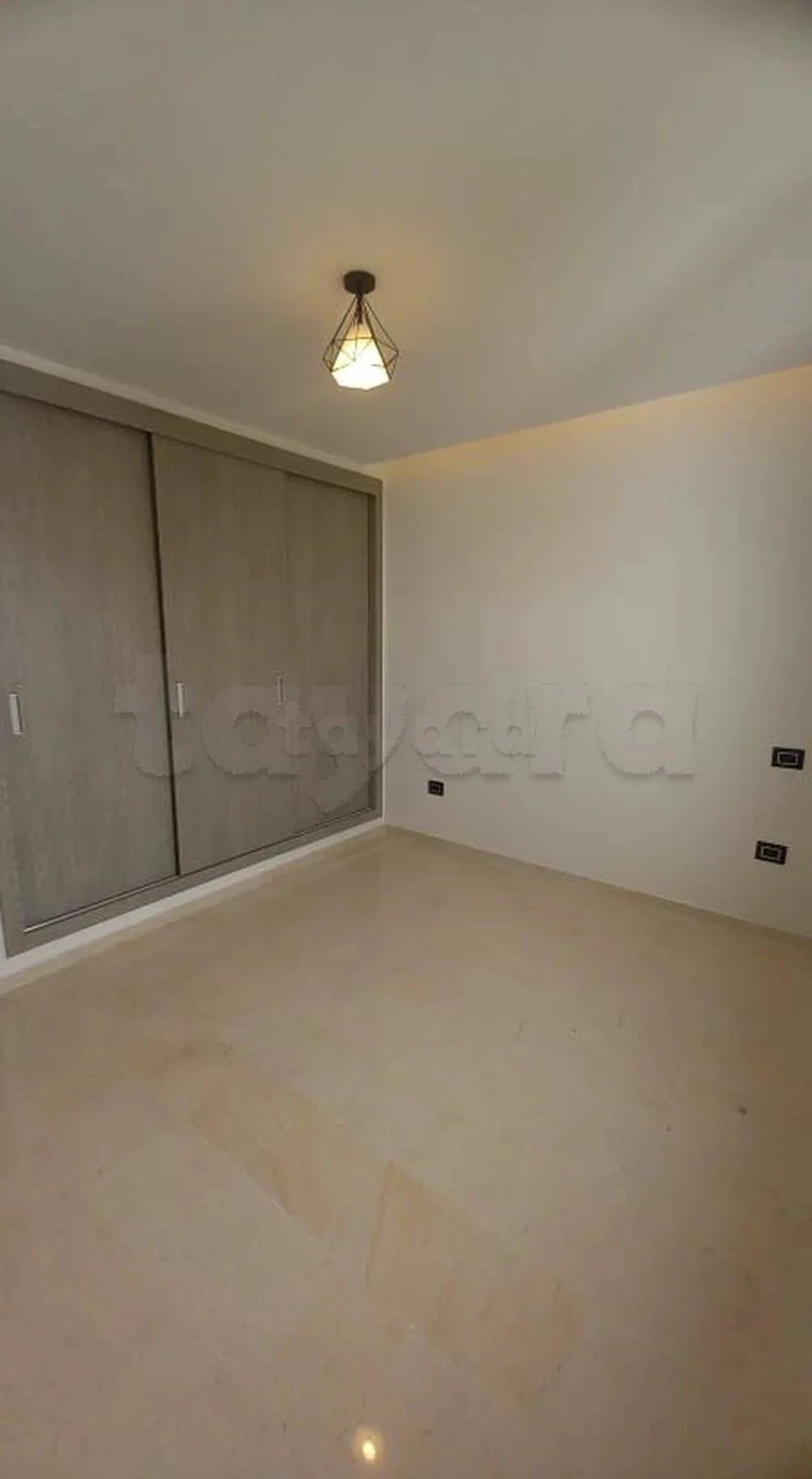 La Soukra La Soukra Vente Appart. 3 pices Joli s plus 2  la sokra