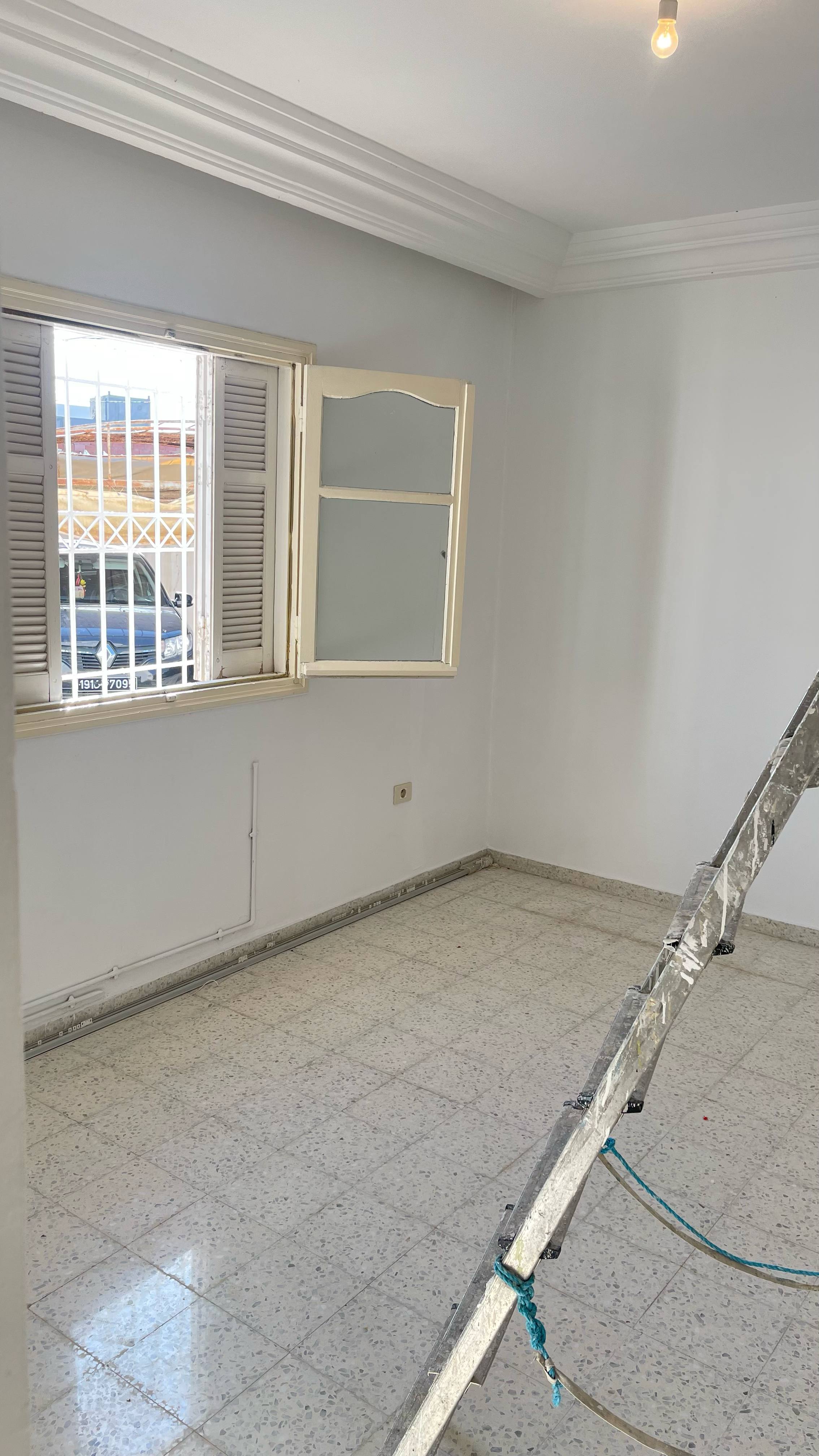 Ariana Ville Ariana Vente Appart. 3 pices Bel appartement s plus 2 au rdc  ariana