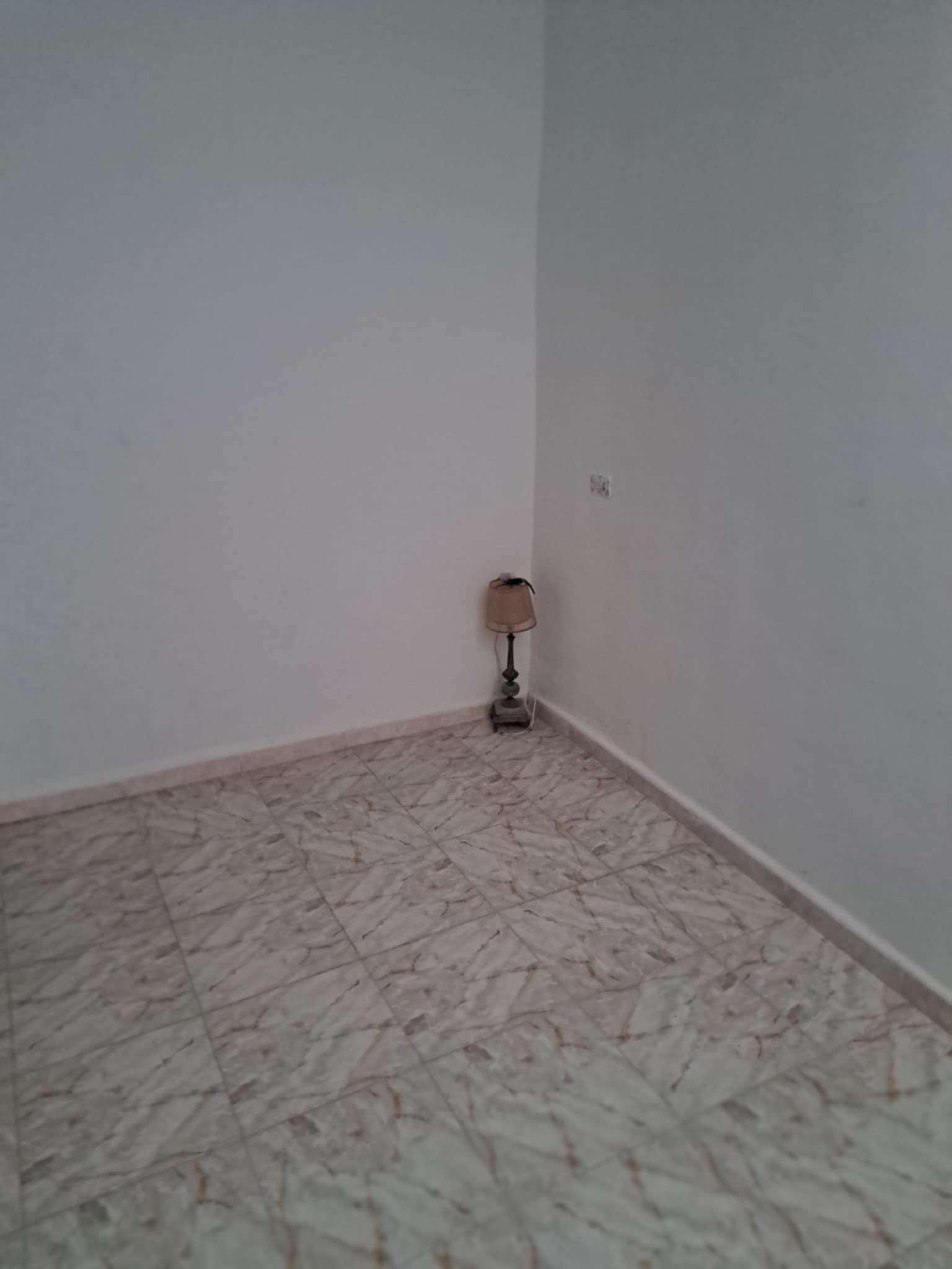Bab Souika Bab Saadoun Vente Maisons Joli villa  tunis centre ville