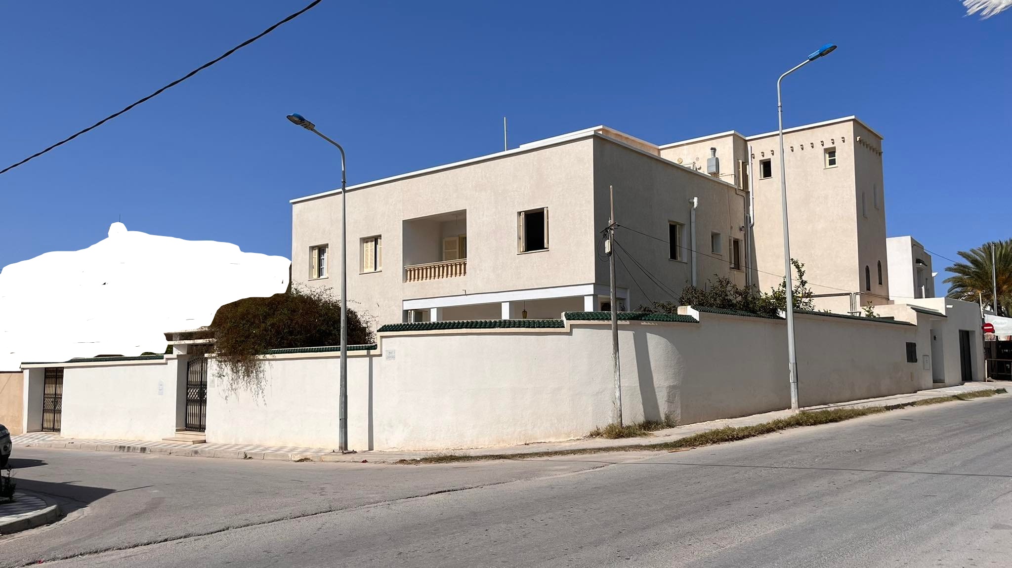Mahdia Mahdia Vente Maisons Villa plus 3 appartements et garage