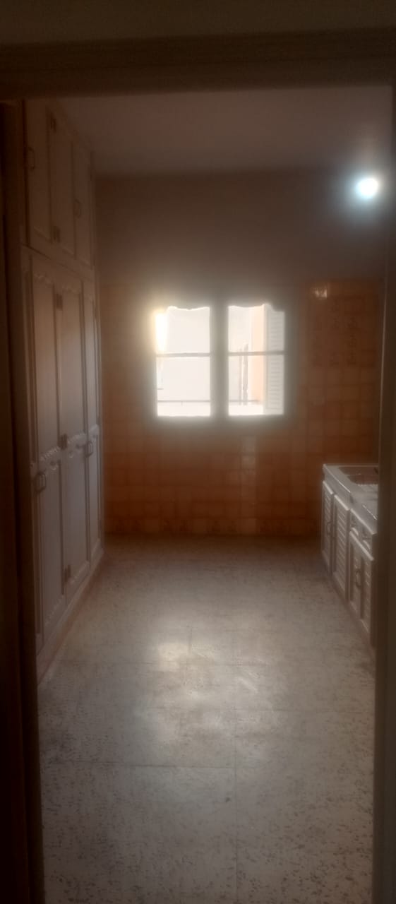 Sfax Sud Merkez Kamoun Location Appart. 4 pices S 4 ideal pour clibataire ou bureautique service