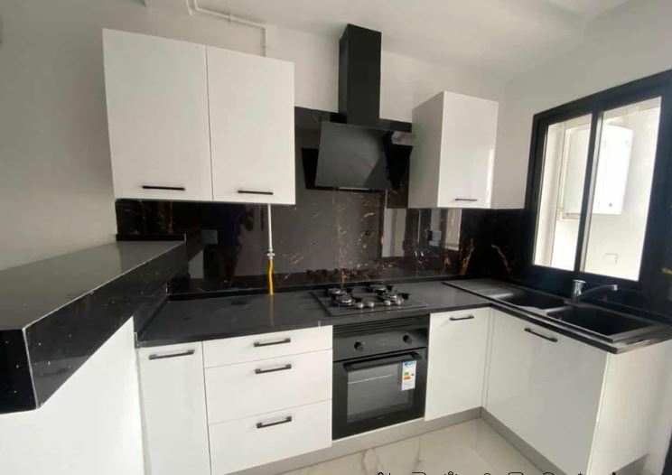 La Marsa El Aouina Vente Appart. 2 pices Appartement    s1  laouina    wahat