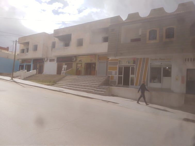 Ezzouhour (Kasserine) Kassernie Ezzouhour Vente Surfaces Terrain et batiment kasserine ezzouhour