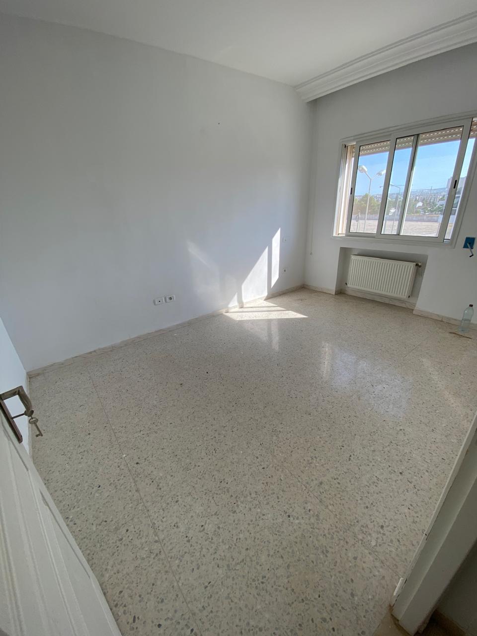 Mannouba Denden Vente Appart. 2 pices Appartement salon plus deux pces