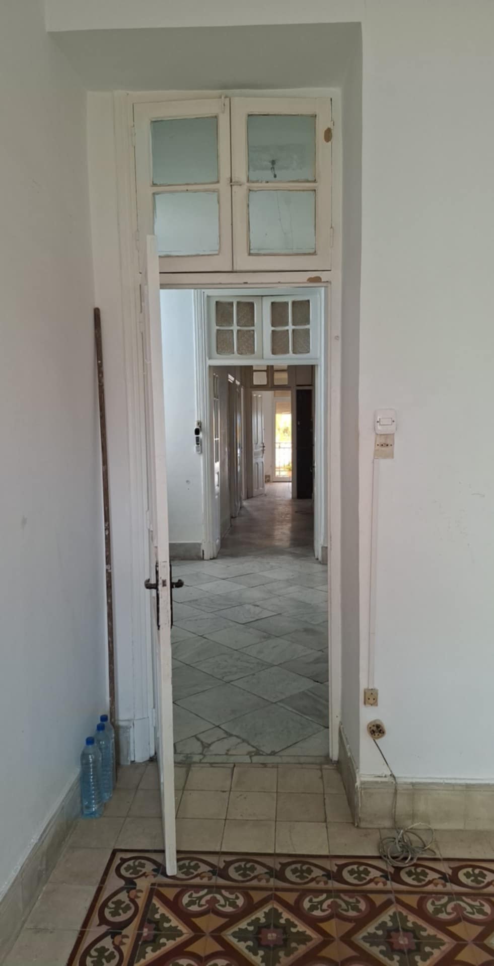 Bab Bhar Habib Thameur Vente Appart. 5 pices+ Un grand s 4 en plein centre ville