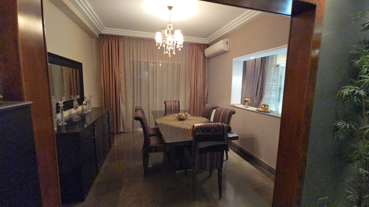 Mnihla Jardins d'el Menzah Vente Appart. 5 pices+ Un grand appartement s 4