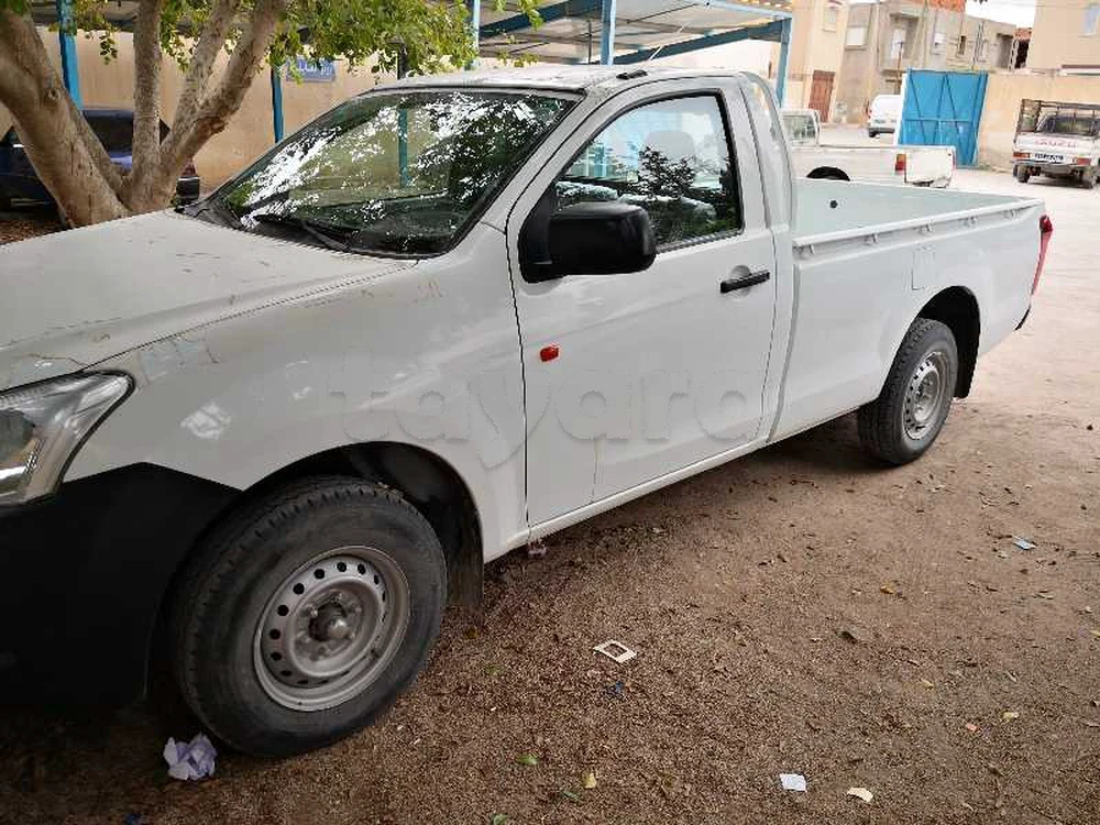 Sidi Bouzid Ouest Sidi Bouzid Isuzu D-Max Isuzu dmax