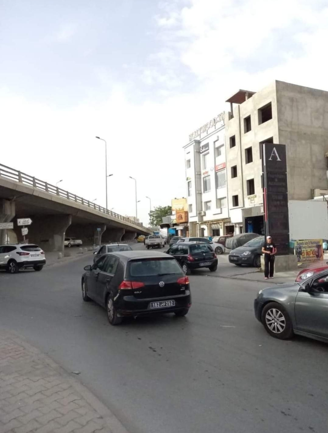 Le Bardo Khaznadar Vente Surfaces Etage d'immeuble inachev