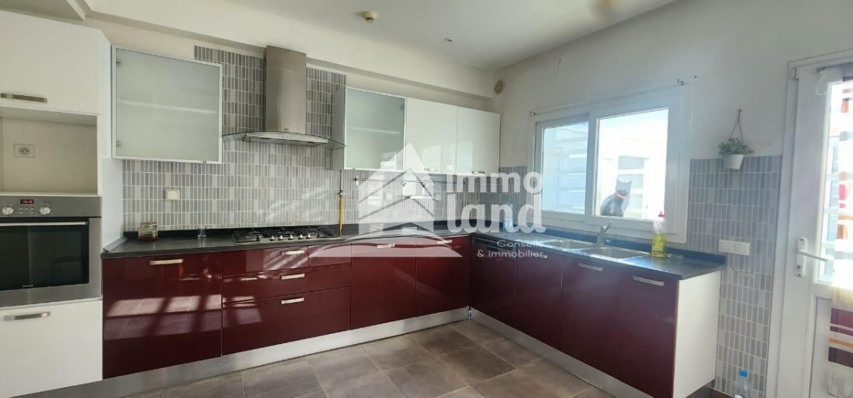 La Marsa Cite El Khalil Location Maisons Villa s4 avec piscine  la marsa