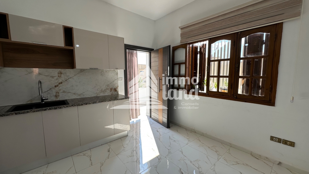 La Marsa Cite El Moez Location Appart. 3 pices Etage de villa s2  la marsa