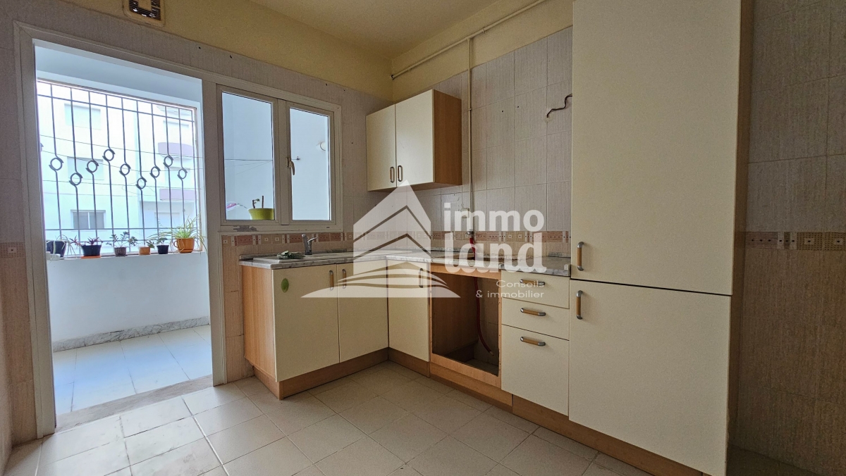 La Marsa El Aouina Vente Appart. 2 pices Appartement s1 de 97m  cit les palmeraies